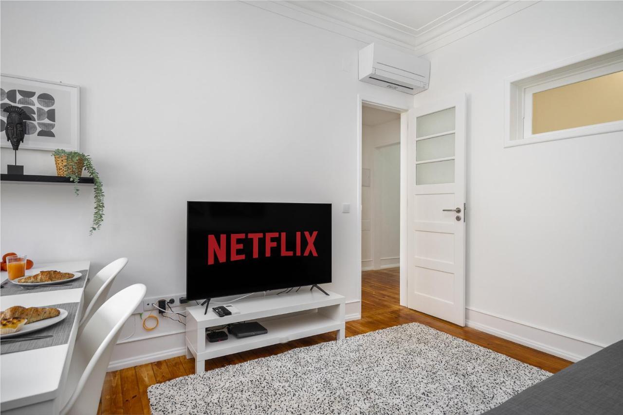 Whome Hideaway Family Apartment #2 Lisbona Esterno foto
