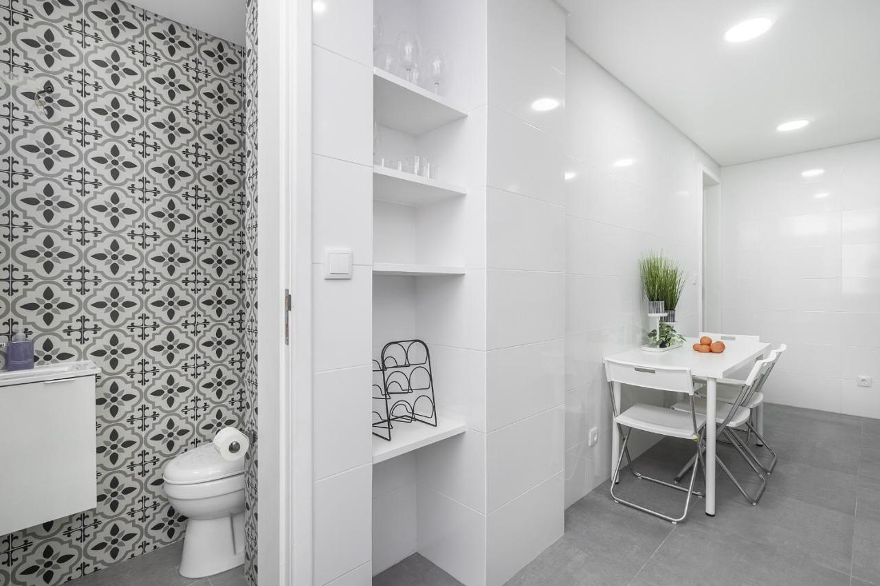 Whome Hideaway Family Apartment #2 Lisbona Esterno foto