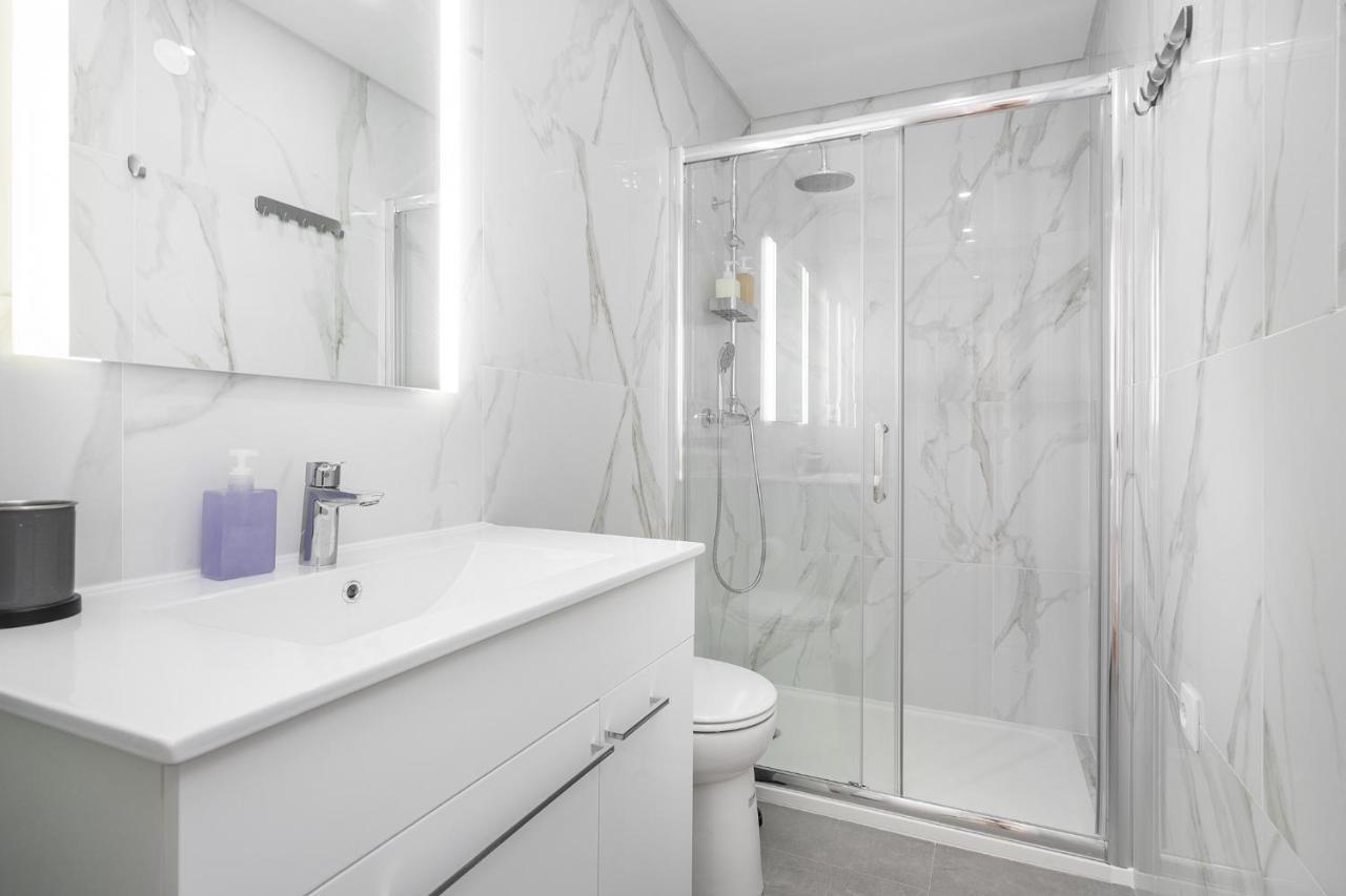 Whome Hideaway Family Apartment #2 Lisbona Esterno foto
