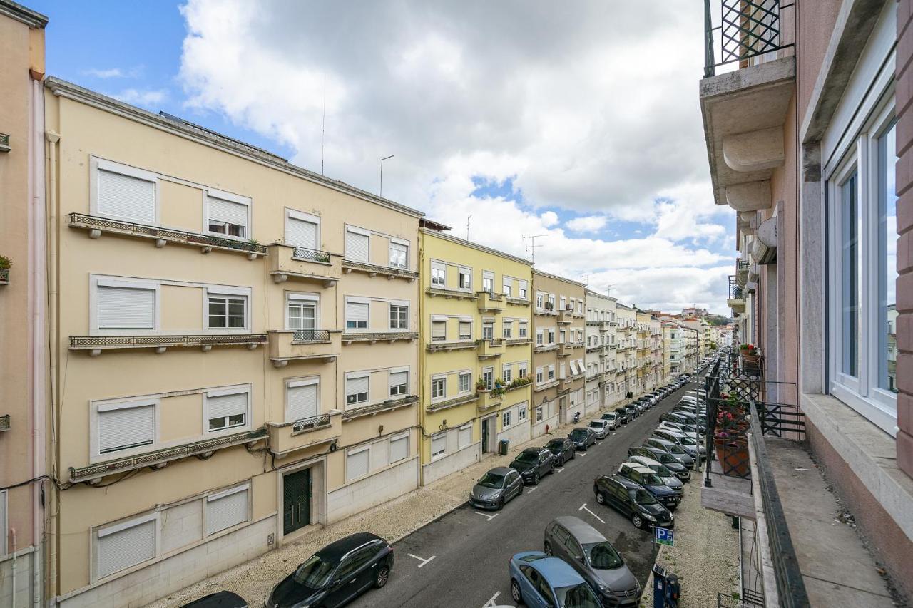 Whome Hideaway Family Apartment #2 Lisbona Esterno foto